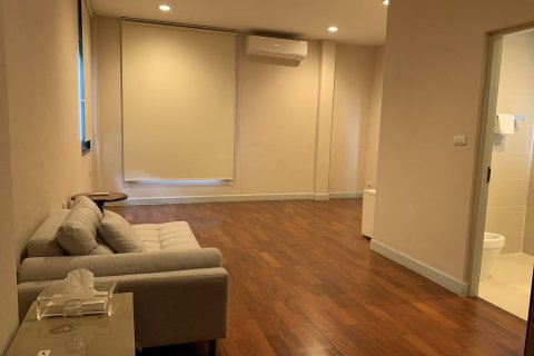 Дом в Кханнаяу, Бангкок, Таиланд с 5 спальнями № 151600 - фото 17