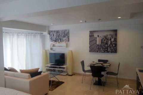 Studio dans le Condo sur Jomtien Beach, Pattaya, Thaïlande № 204081 - photo 4