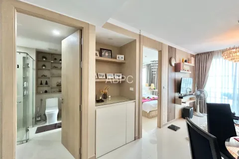 Condominio de 1 dormitorio en Jomtien Beach, Pattaya, Tailandia № 211523 - foto 2