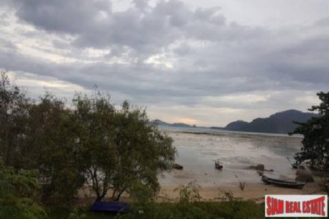 Land in Rawai, Thailand 2400 sq.m. № 192953
