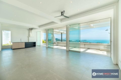 Villa on Chaweng Beach, Ko Samui, Thailand 4 bedrooms № 180248