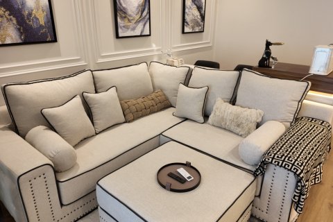 Condo in Bangkok, Thailand, 1 bedroom  № 156321 - photo 2