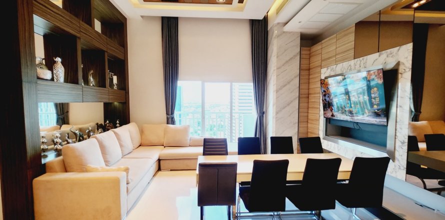 Condo à Bangkok, Thaïlande, 4 chambres  № 156320