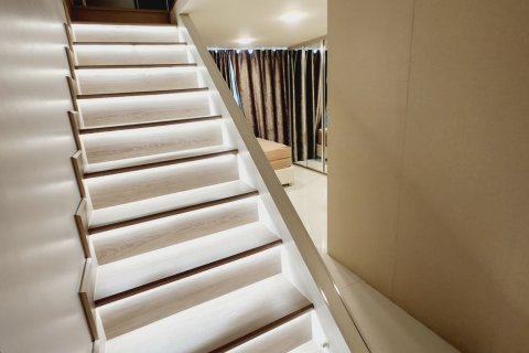 Condo à Bangkok, Thaïlande, 4 chambres  № 156320 - photo 8