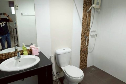 Maison à Phra Khanong, Bangkok, Thaïlande 4 chambres № 170659 - photo 8