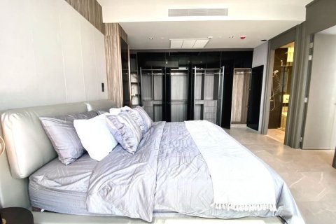 Condo à Watthana, Bangkok, Thaïlande, 3 chambres  № 170656 - photo 14