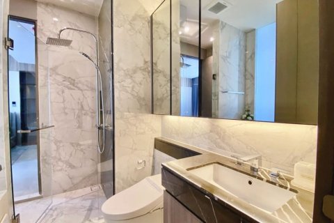 Condo à Watthana, Bangkok, Thaïlande, 3 chambres  № 170656 - photo 10