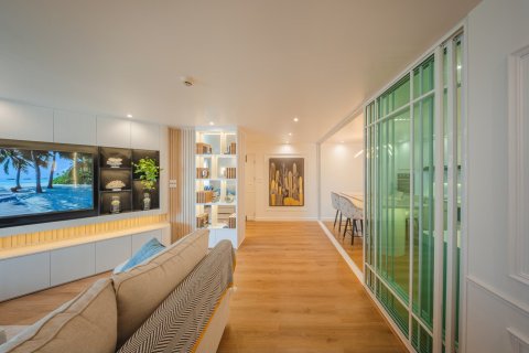 Condo in Yan Nawa, Bangkok, Thailand, 2 bedrooms  № 157036 - photo 11