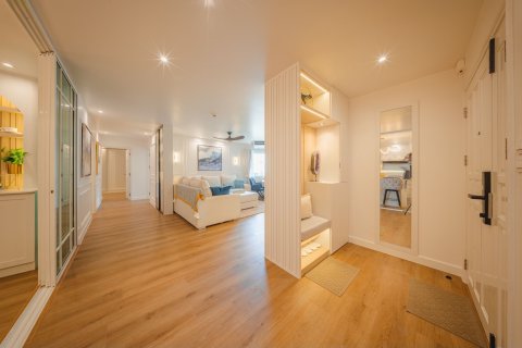 Condo in Yan Nawa, Bangkok, Thailand, 2 bedrooms  № 157036 - photo 10