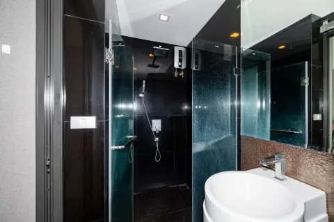 Studio in the Condo in Khlong Toei, Bangkok, Thailand № 157034 - photo 4