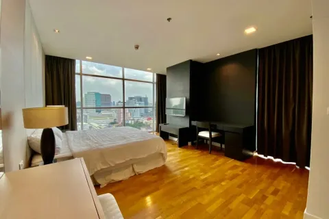 Condo in Sathon, Bangkok, Thailand, 2 bedrooms № 157040 - photo 10