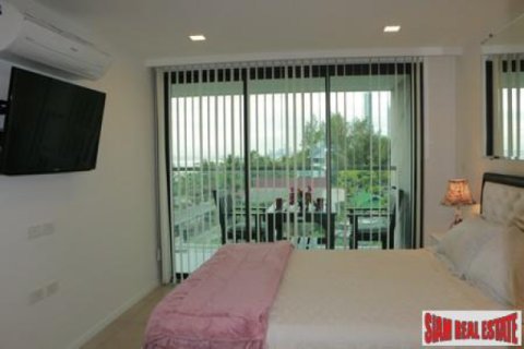 Apartment on Jomtien Beach, Pattaya, Thailand 1 bedroom № 192781 - photo 4