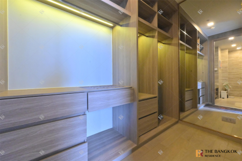 Condo in Bangkok, Thailand, 3 bedrooms № 202354 - photo 5