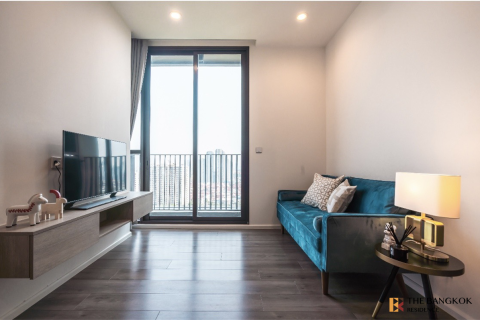 Condo in Bangkok, Thailand, 2 bedrooms № 202357 - photo 2