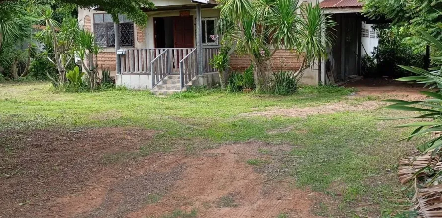 Дом в Накхонратчасиме, Таиланд с 3 спальнями  № 151983