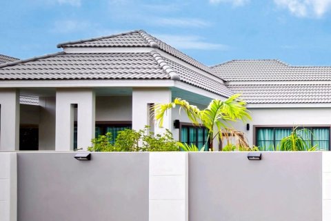 Вилла в Паттайе, Таиланд с 3 спальнями  № 151987 - фото 2