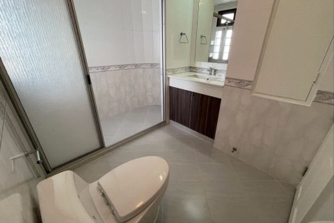 Condo in Pattaya, Thailand, 4 bedrooms  № 157591 - photo 22