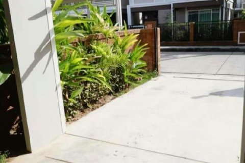 House in Pattaya, Thailand 3 bedrooms № 157594 - photo 3