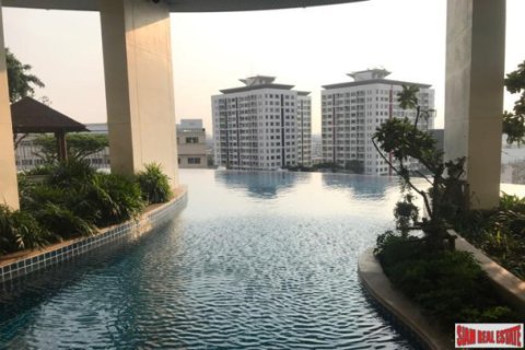 Apartment in Bangkok, Thailand 2 bedrooms № 193270 - photo 5