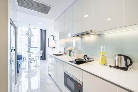 Studio dans le Condo à Watthana, Bangkok, Thaïlande  № 159595 - photo 2