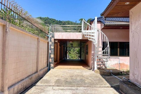 Villa in Kathu, Thailand 3 bedrooms № 159596 - photo 10