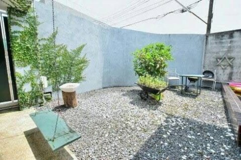 House in Kathu, Thailand 4 bedrooms № 159600 - photo 8