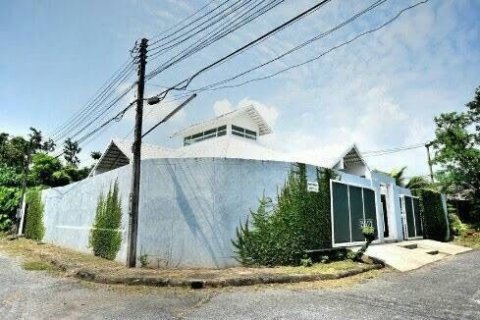House in Kathu, Thailand 4 bedrooms № 159600