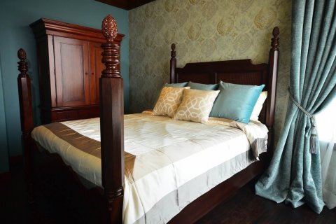 Condo in Bangkok, Thailand, 3 bedrooms  № 143184 - photo 10