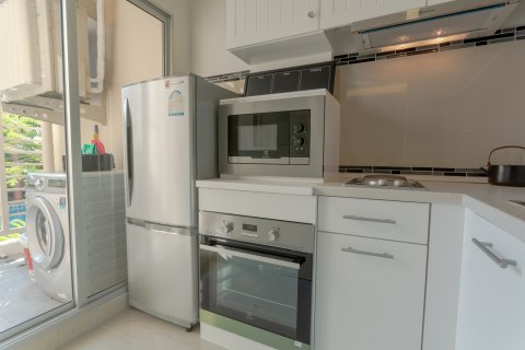 Condo in Bangkok, Thailand, 1 bedroom  № 143187 - photo 7