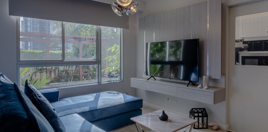 Condo in Bangkok, Thailand, 1 bedroom  № 143187