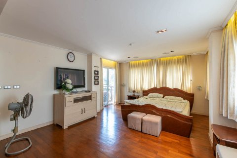 Кондоминиум с 3 спальнями в Ча-аме, Таиланд № 141181 - фото 20