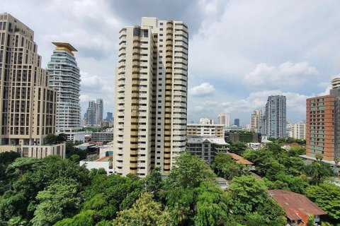 Condo in Watthana, Bangkok, Thailand, 2 bedrooms № 155215 - photo 1