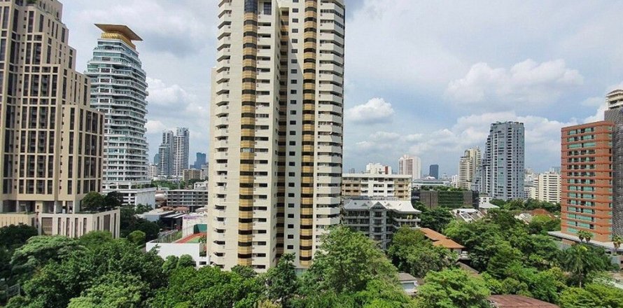 Condo in Watthana, Bangkok, Thailand, 2 bedrooms № 155215