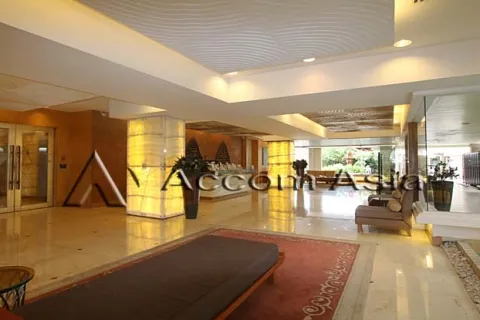 Condo à Yan Nawa, Bangkok, Thaïlande, 3 chambres  № 215021 - photo 19