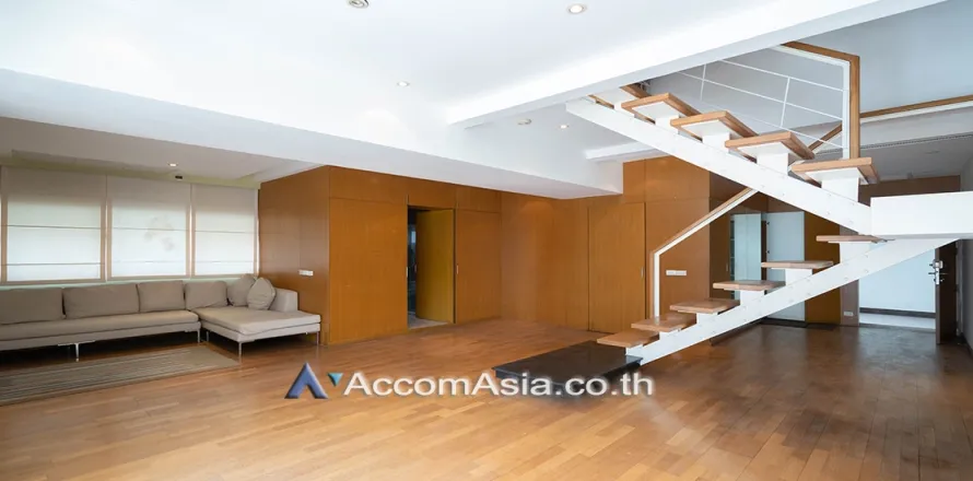 Duplex in Khlong Toei, Bangkok, Thailand 3 Schlafzimmer № 215020