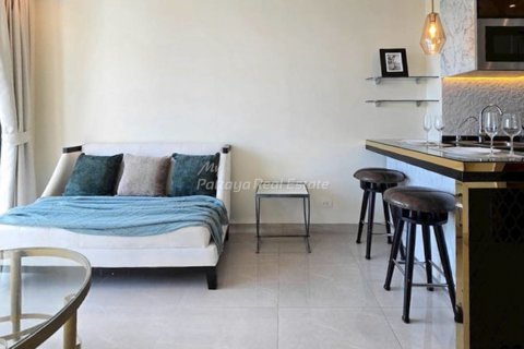 Condo in Bang Lamung, Thailand, 1 bedroom  № 157412 - photo 3