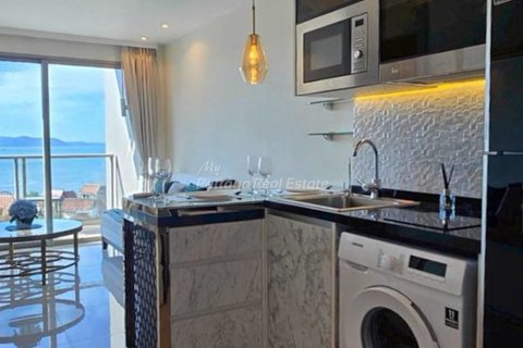 Condo in Bang Lamung, Thailand, 1 bedroom  № 157412 - photo 6