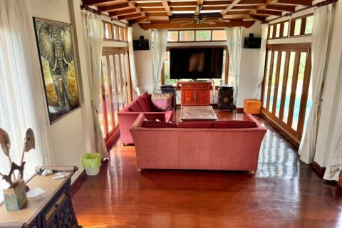 Вилла в Паттайе, Таиланд с 4 спальнями  № 172707 - фото 3