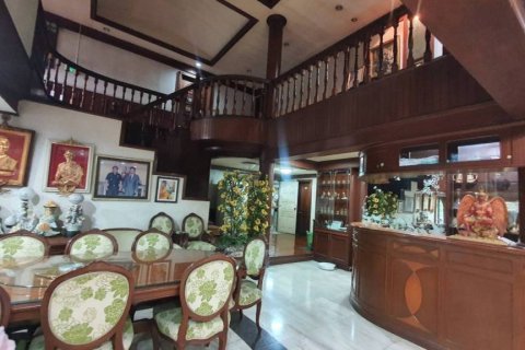 Maison à Bangkok, Thaïlande 7 chambres № 172708 - photo 2