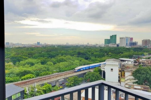 Condo in Chatuchak, Bangkok, Thailand, 2 bedrooms  № 172704 - photo 8