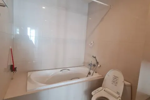 Studio dans le Condo à Watthana, Bangkok, Thaïlande  № 162909 - photo 8