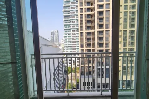 Studio dans le Condo à Watthana, Bangkok, Thaïlande  № 162909 - photo 10