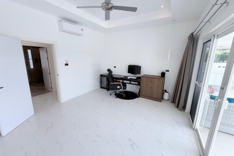 Villa à Hua Hin, Thaïlande 4 chambres № 162908 - photo 18