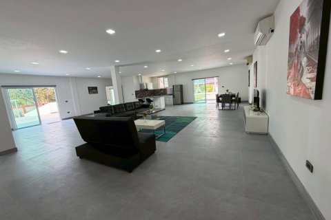 Villa in Pattaya, Thailand 6 bedrooms № 162905 - photo 6