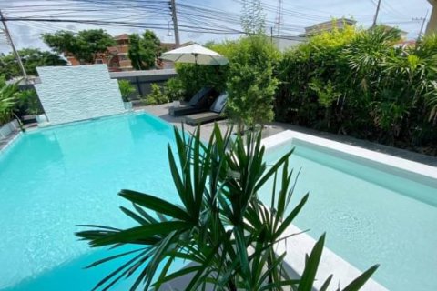 House in Pattaya, Thailand 5 bedrooms № 157787 - photo 21