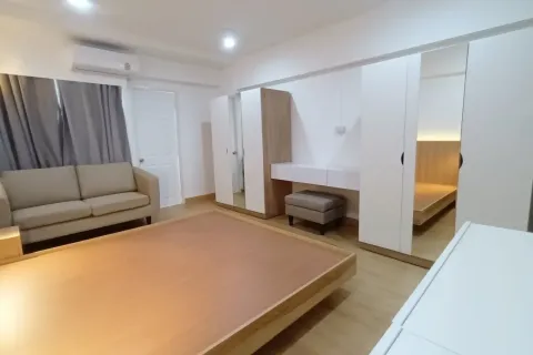 Condo à Phaya Thai, Bangkok, Thaïlande, 2 chambres  № 156191 - photo 8