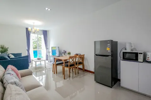 Condo in Hua Hin, Thailand, 2 bedrooms  № 156193 - photo 4