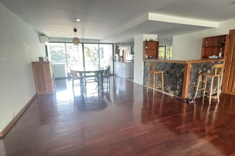 Пентхаус в Самутпракане, Таиланд с 3 спальнями  № 156192 - фото 1