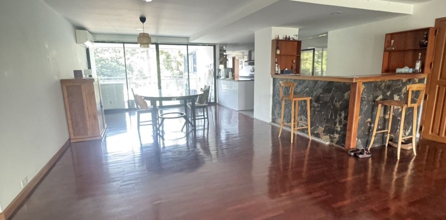 Пентхаус в Самутпракане, Таиланд с 3 спальнями  № 156192