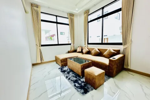 House in Chiang Mai, Thailand 4 bedrooms № 156196 - photo 3